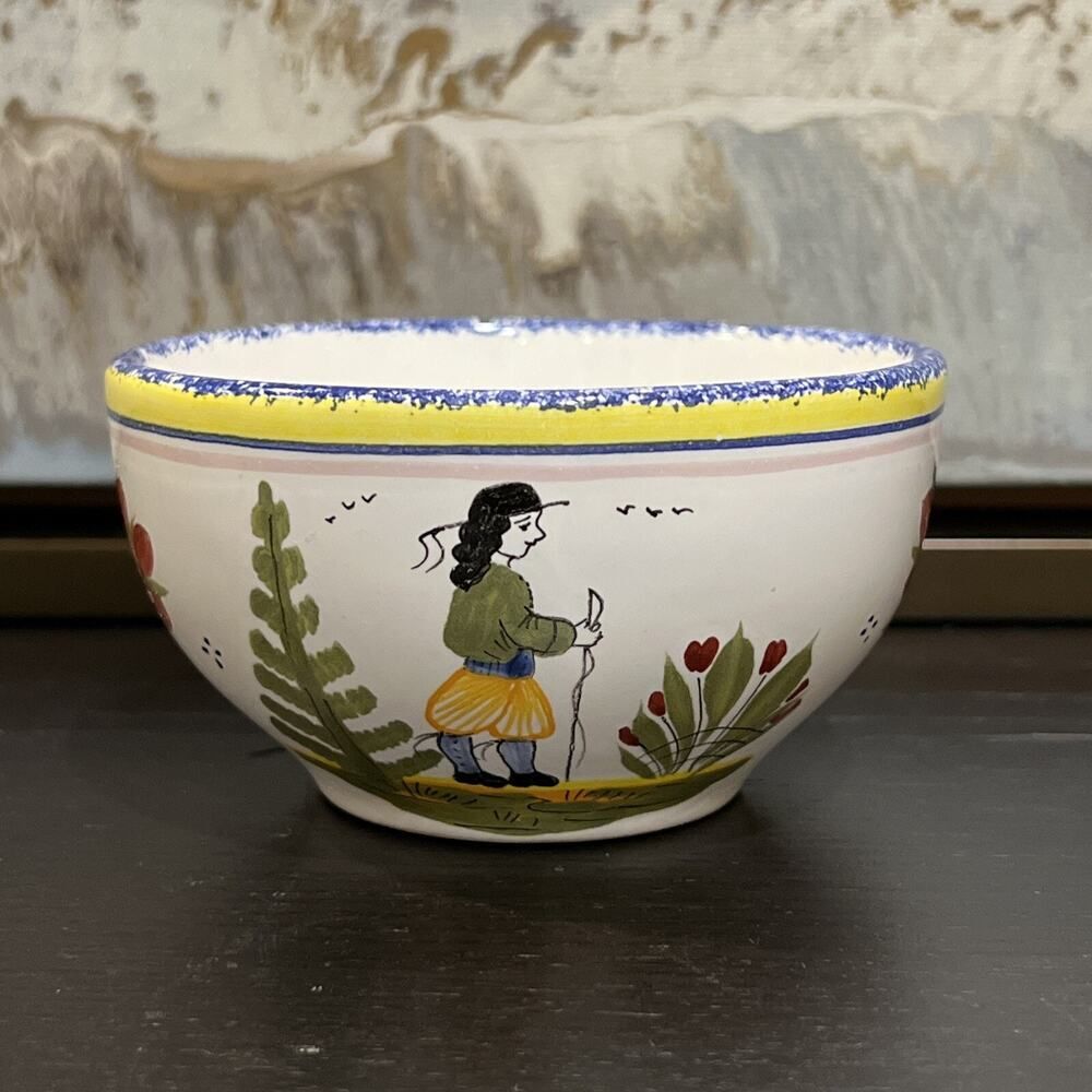 Vintage HENRIOT QUIMPER France French (1) Teacup Faience